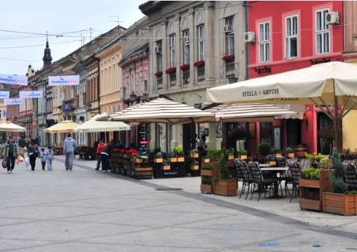 050-Novi-Sad-winkelstraat