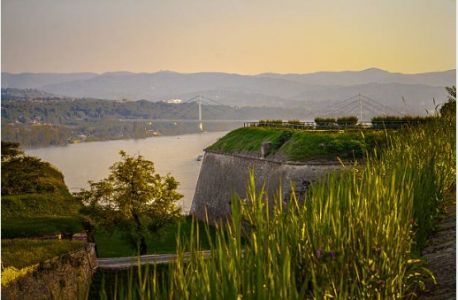 030-Novi-Sad-Donau-vanaf-Fort-Petrovaradin